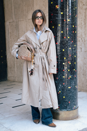 Oversized Light Trench in Beige