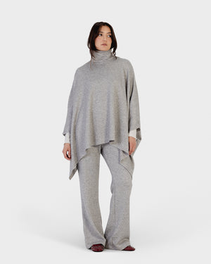 Shimmer Poncho Set in Silver