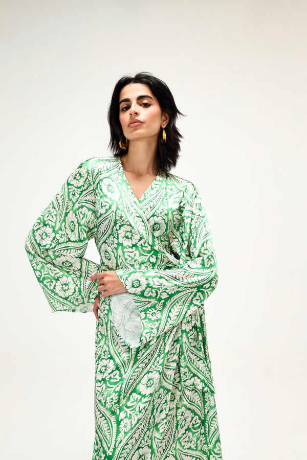 Easy To Love Dress in Printed Emerald