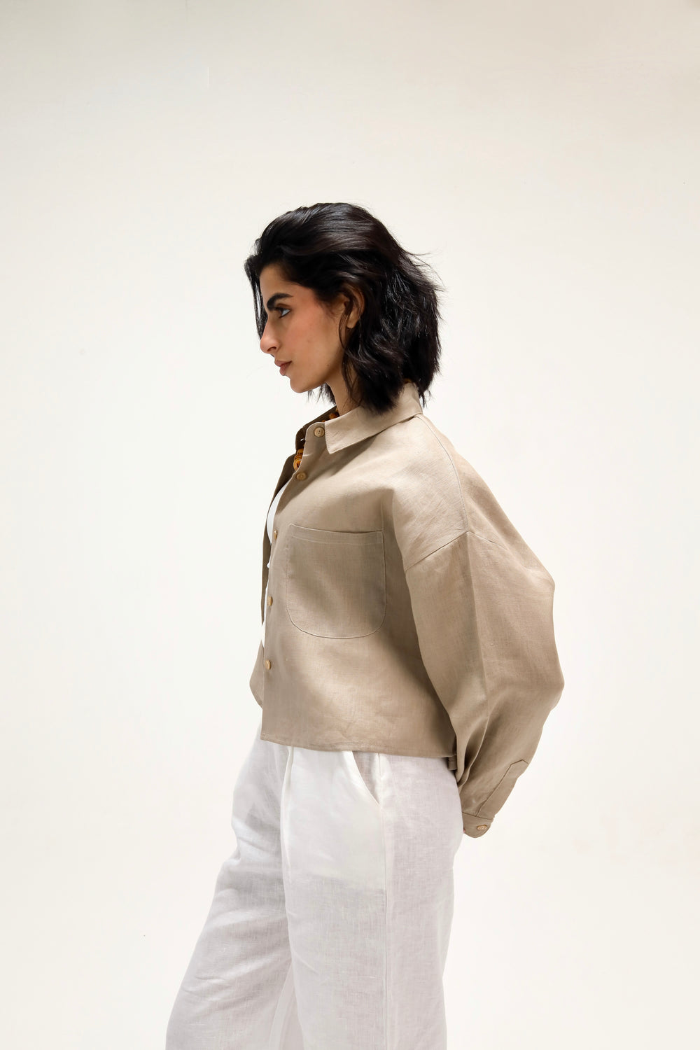 Cropped Linen Shirt in Beige
