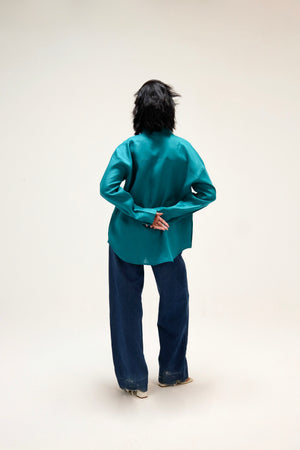 Livin’ In Linen Shirt in Teal