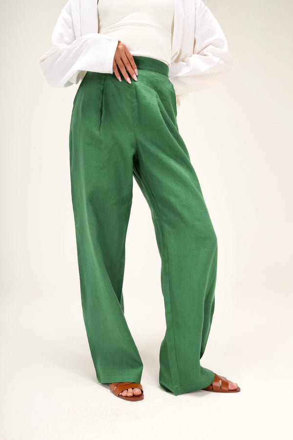 Tapered Linen Pants in Green