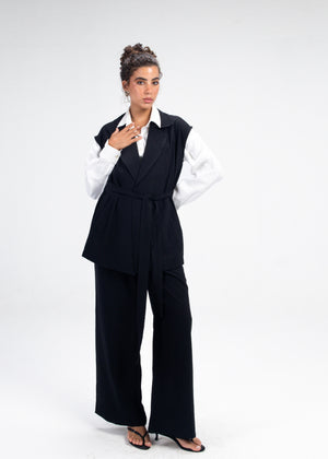 Crinkled Vest in Black