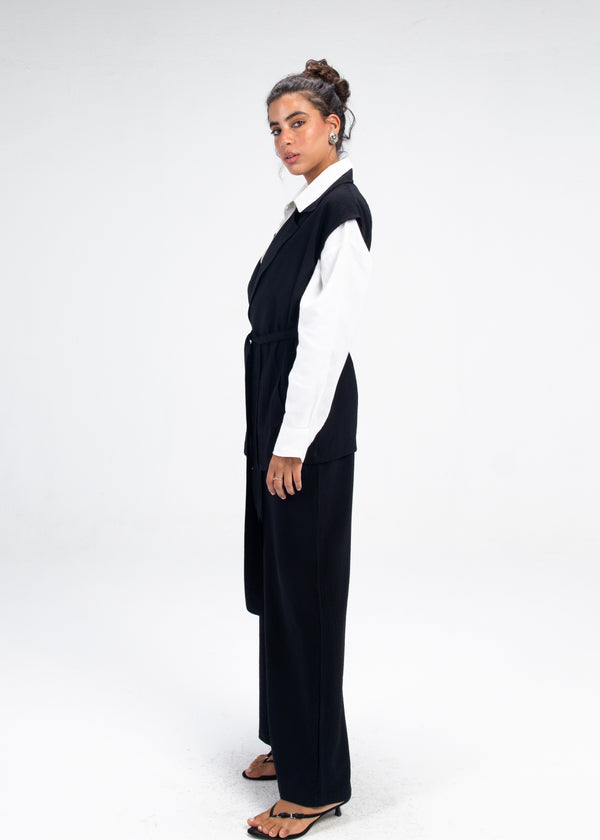 Crinkled Straight Leg Pants in Black