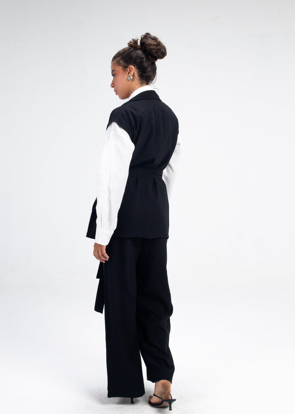 Crinkled Straight Leg Pants in Black