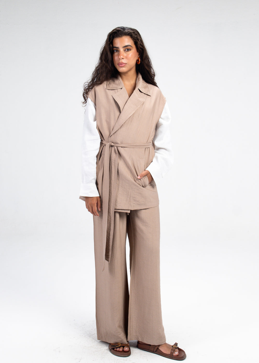 Crinkled Straight Leg Pants in Cafe