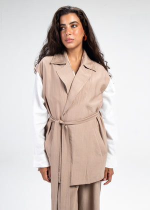 Crinkled Vest Set in Camel