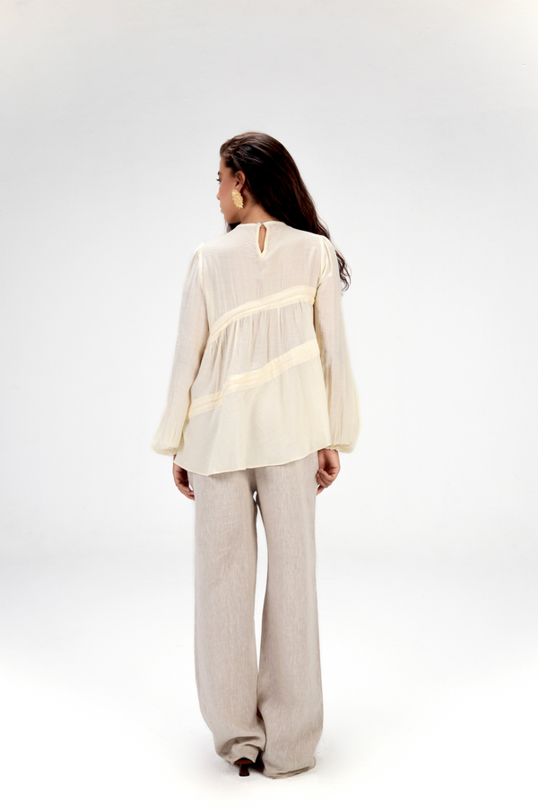 Asymmetric Ruched top in Off White