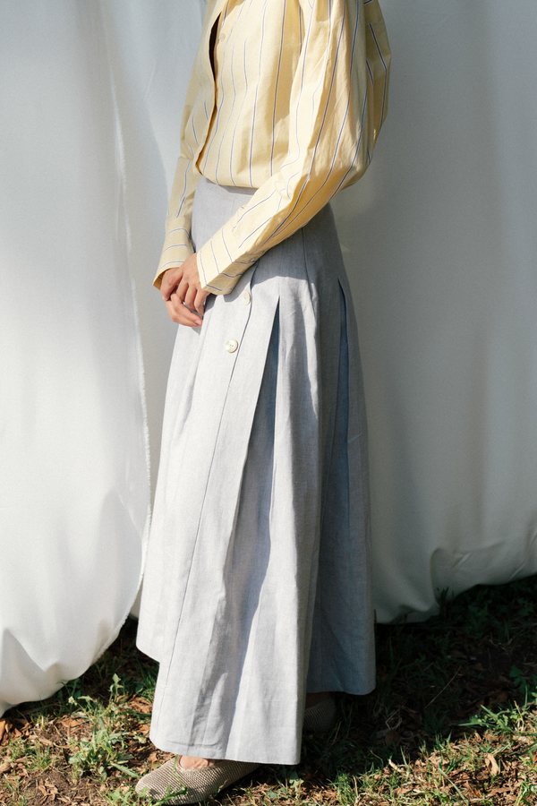 Pleated Linen Skirt in Grey