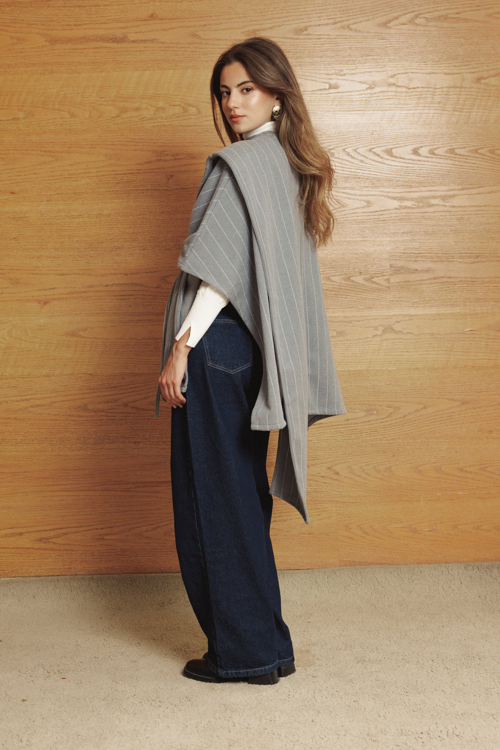 Asymmetric Cape in Grey