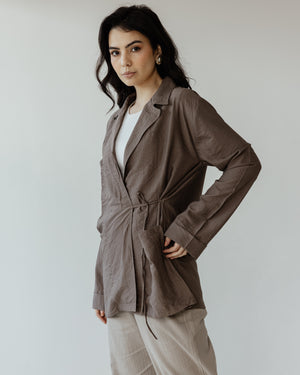 Crinkled Crossover Blazer in Cafe