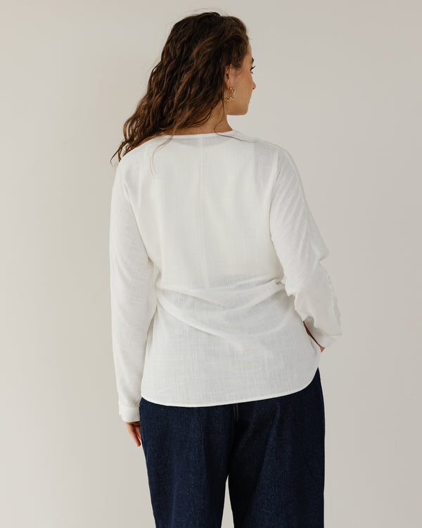Belted Linen Shirt in Off-White