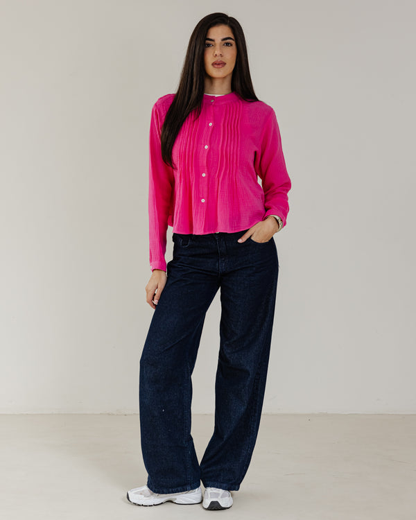 Pretty Pleates Shirt in Fuchsia