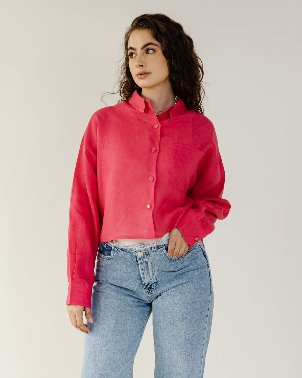 Cropped Linen Shirt in Fuchsia