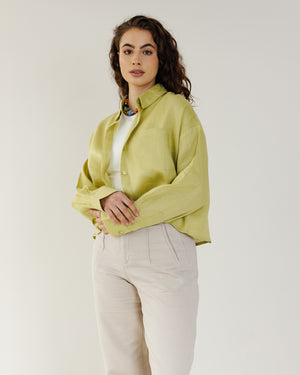 Cropped Linen Shirt in Pistachio