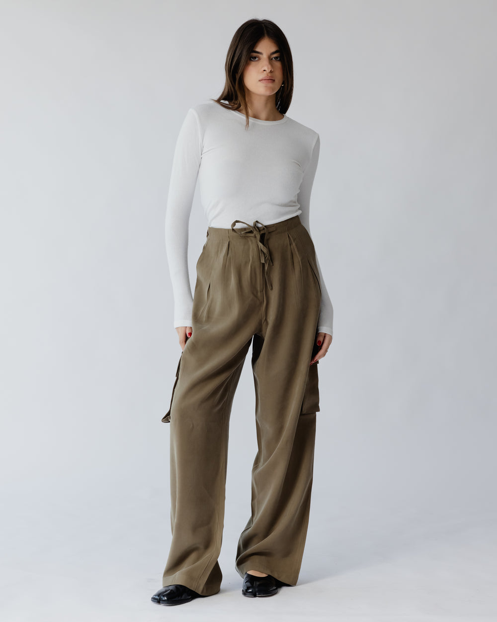 Adventurer Cargo Pants in Olive