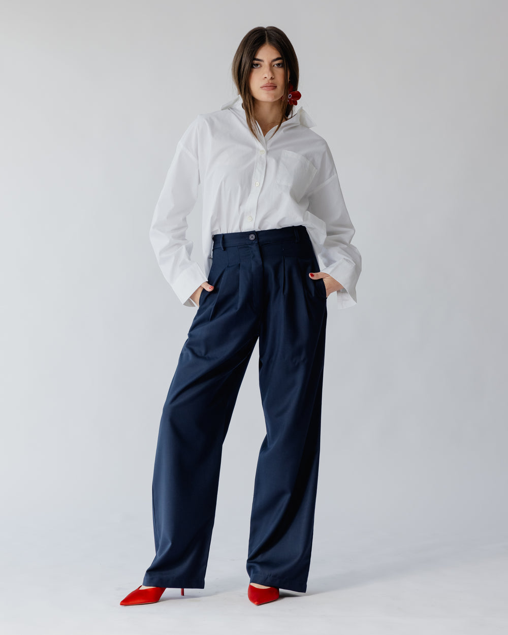 Gutsy Trousers in Navy