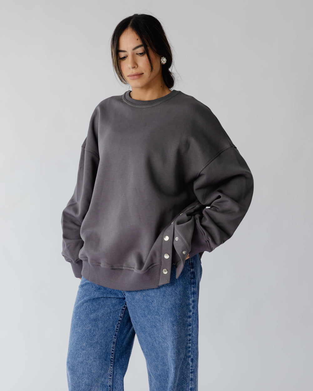 Snap Buttons Sweatshirt in Dark Grey
