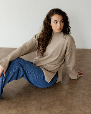Good Feels Sweater In Dark Beige
