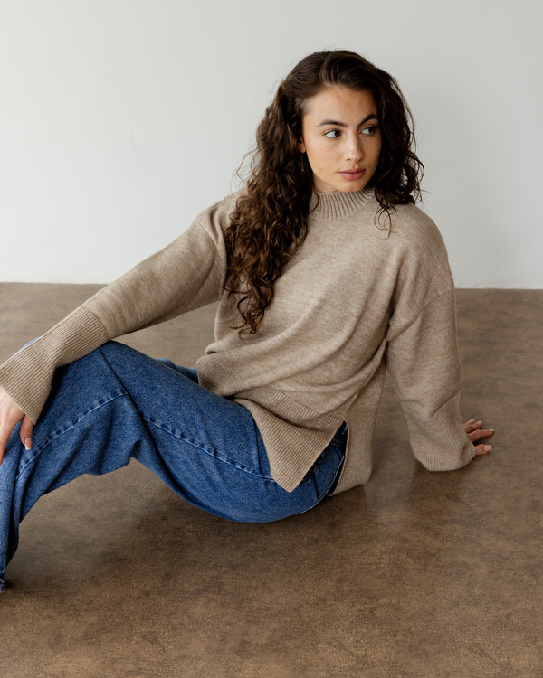 Good Feels Sweater In Dark Beige