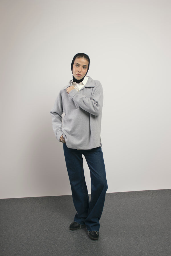 Hustler Sweater in Light Grey