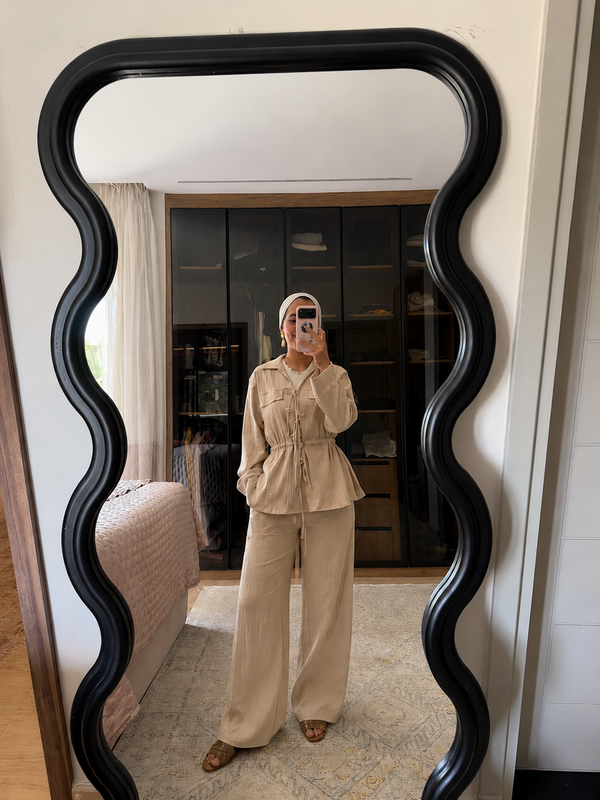 Crinkled Front Tie Set in Beige
