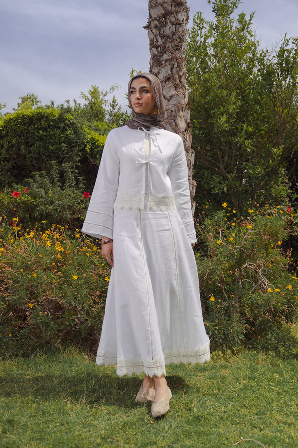Linen Trim Skirt in Off White