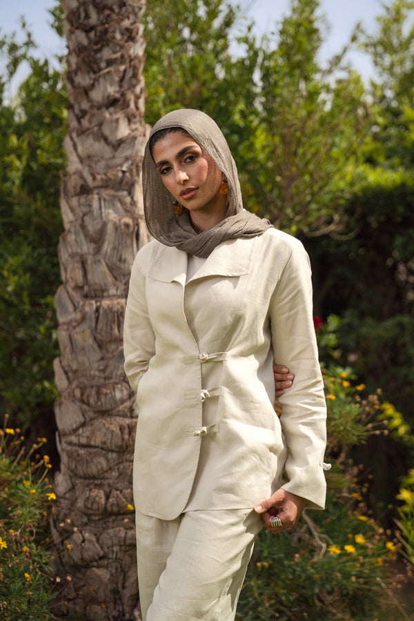 Mandarin Linen Blazer in Beige