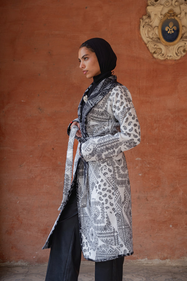 Bandana Reversible Cardigan in White × Black