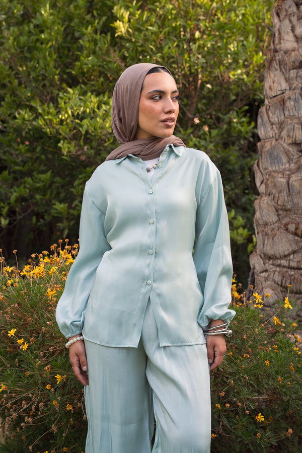 Shimmer Set With Belt in Mint