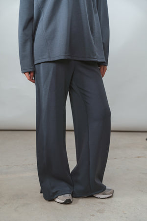 Ultra Soft Single Pleat Set in Steel Blue