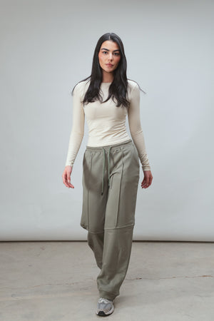 Drawstring Sweatpants in Olive