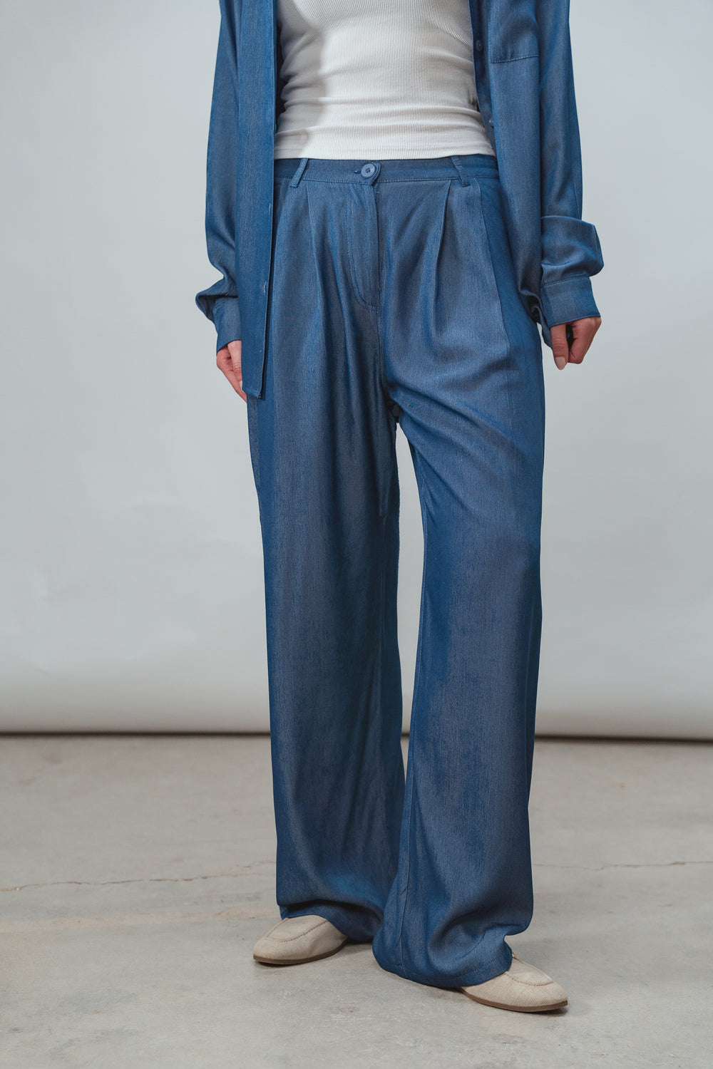 True Blue Pants in Dark Blue