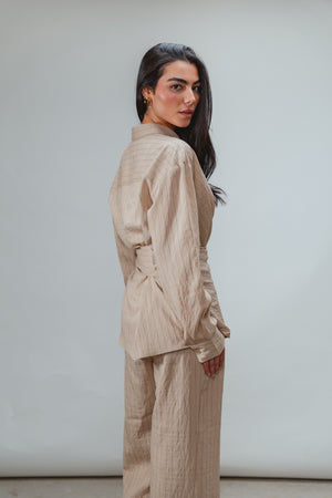 Shifted Set in Beige