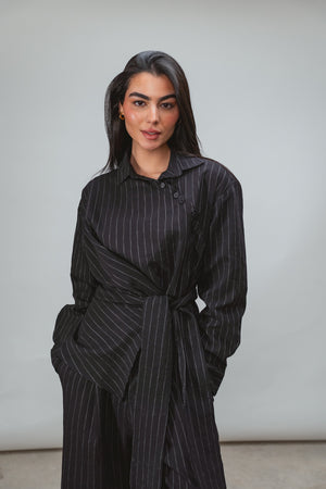 Shifted Set in Black