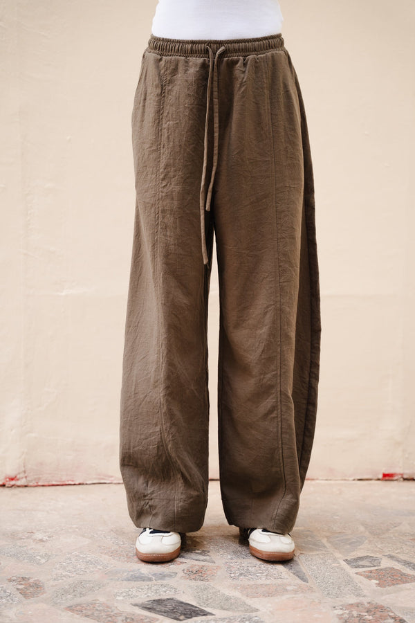 Everyday Pants in Dark Olive
