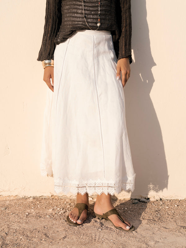 Linen Trim Skirt in Off White