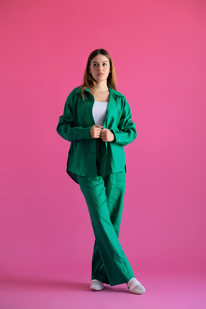 Livin’ In Linen Shirt in Emerald Green