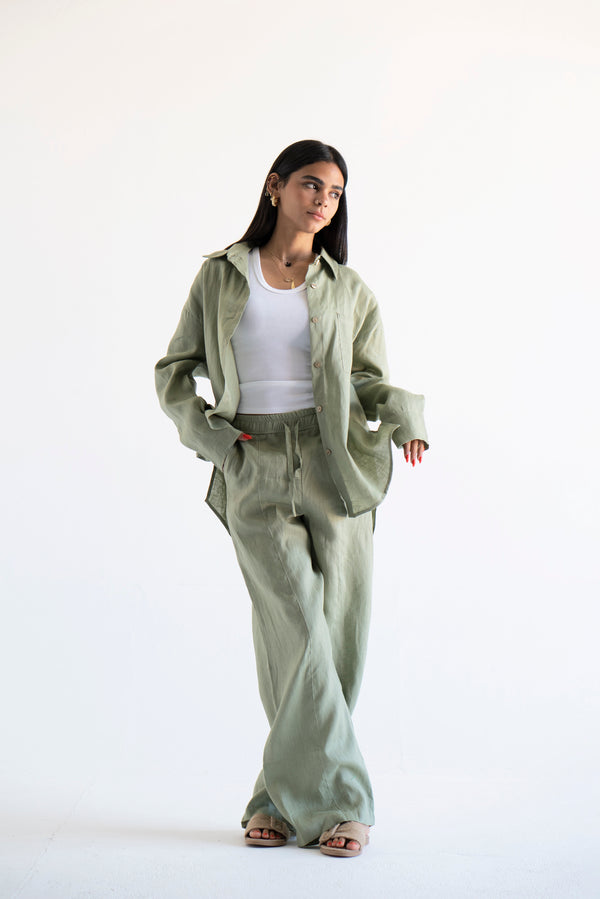 Livin’ In Linen Shirt in Olive