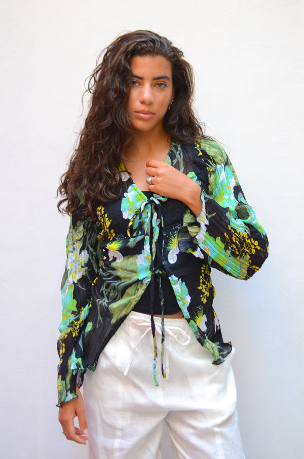 Crinkled Chiffon Cardigan in Black&Green