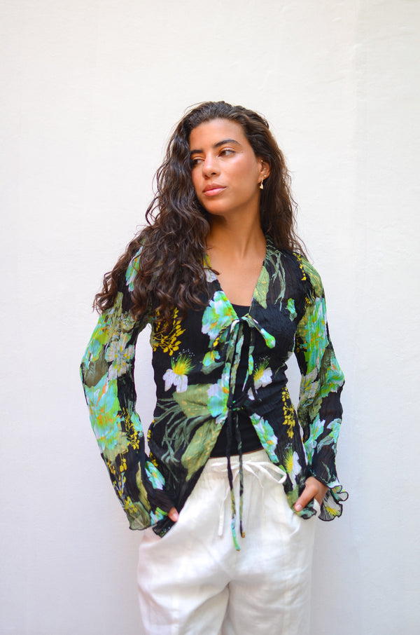 Crinkled Chiffon Cardigan in Black&Green