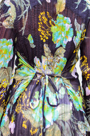 Crinkled Chiffon Cardigan in Black&Green