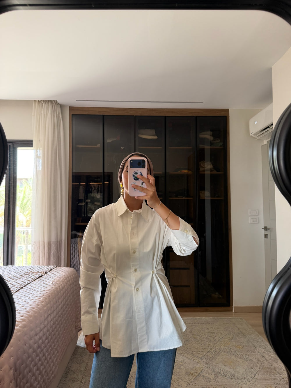 Buttoned Waist Shirt in Offwhite