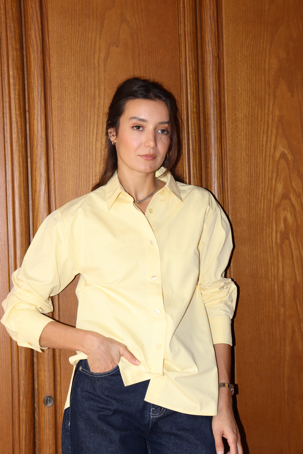 Poplin Shirt in Butter Yellow