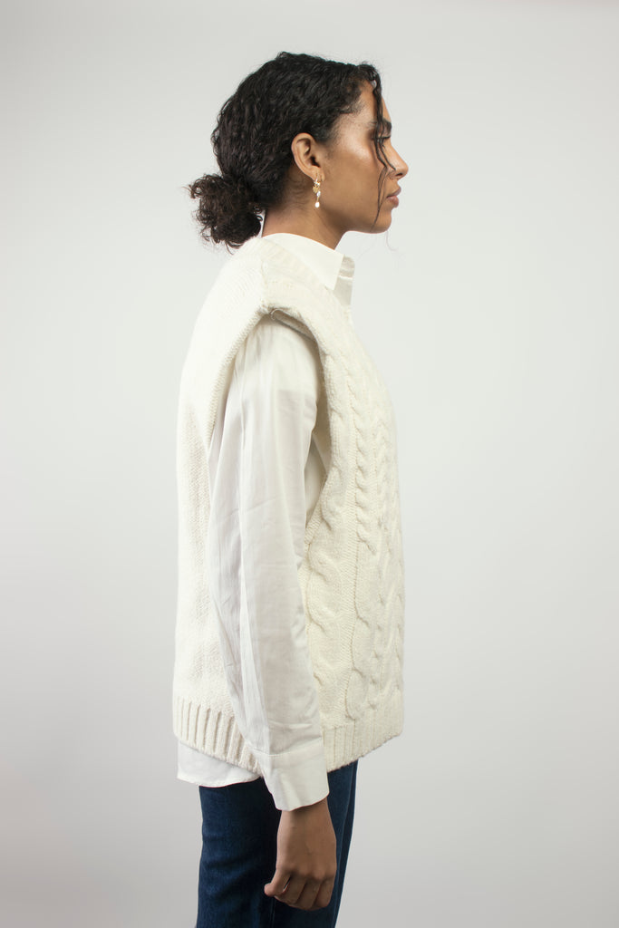 Knit Vest in Off White