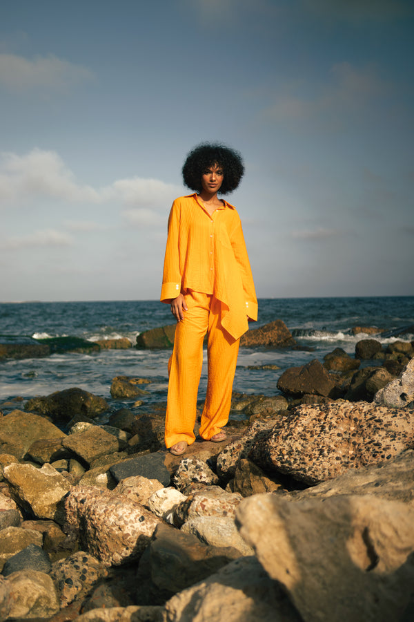 Bottom line Set in Orange