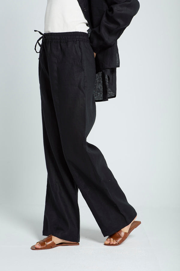 Livin’ In Linen Pants in Black