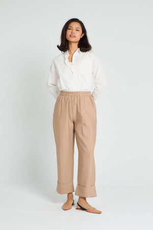 Turn-up Crinkled Pants in Dark Beige