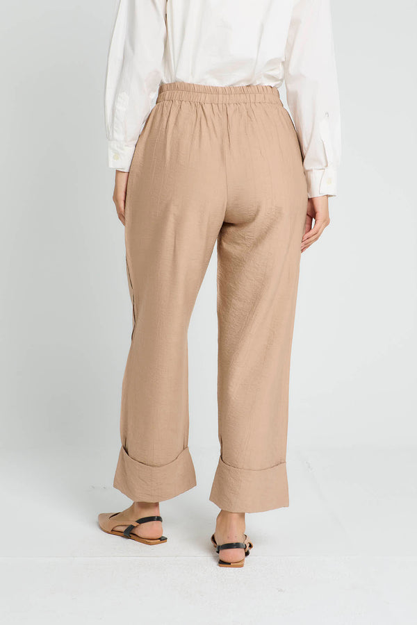 Turn-up Crinkled Pants in Dark Beige