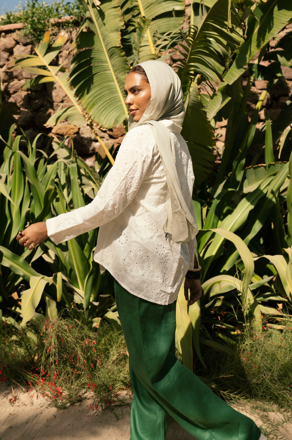 Voile Embroidered Shirt in Offwhite